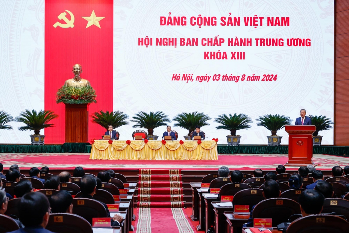 Khai mạc Hội nghị Ban Chấp hành Trung ương khóa XIII